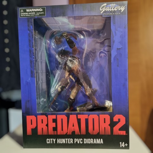 Predator city hunter diorama - predator,