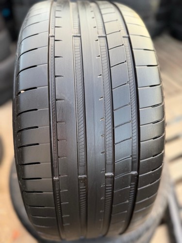 245 r18 93h goodyear - x,