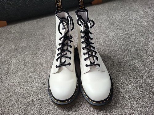 Original white martens 8 - white,
