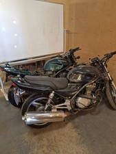 2 Kawasaki Motorbikes - Project for Enthusiasts - Job Lot