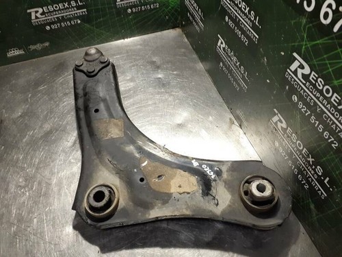 Front lower suspension arm - lower,