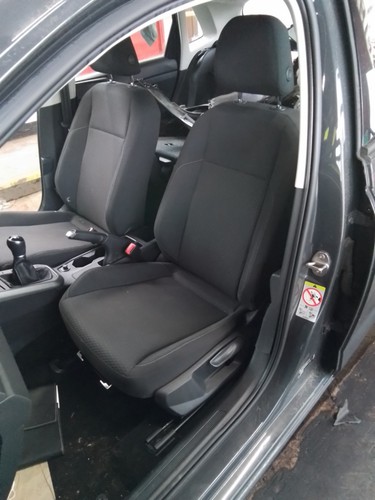 Front seat volkswagen polo - volkswagen,