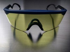 GREAT ORIGINAL OAKLEY BLADES Blue Frame (with number ID) & Black Trigger Arms