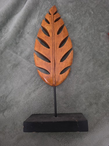 Wooden leaf sculpture black - sculpture, on