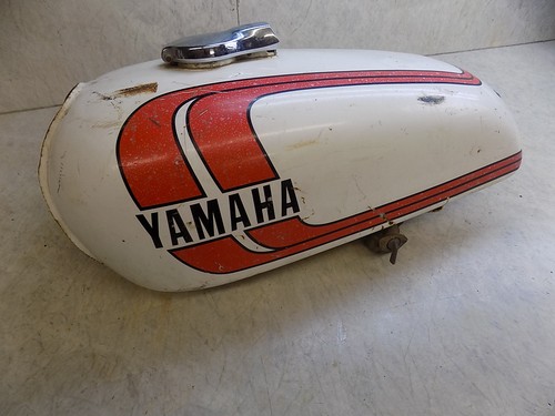 Yamaha rd250 gas - rd250, rd