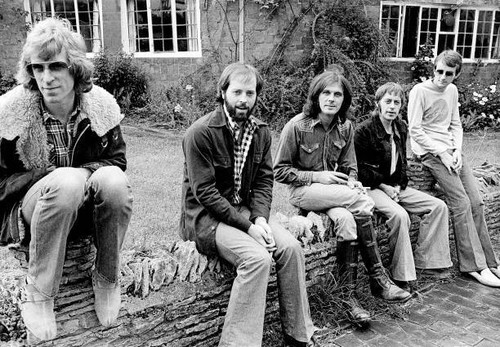 Trevor lucas jerry donahue - trevor,