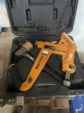 Bostitch MFN-201E Manual Ratchet Floor Nailer 50mm