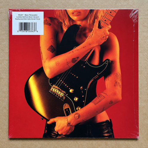 Miley cyrus bass persuades - bass,