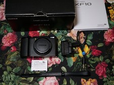 FUJiFILM FUJi XF10