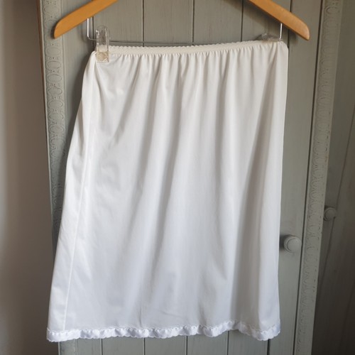 Vtg 80s white slip s - sz,