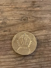 1996 £2 Two Pound Coin Football Euro 96
