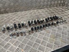 LDV Maxus 2.5 2005-2009 Minibus Seat Fitting Bracket Floor Set GENUINE A261