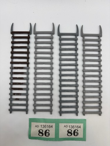 Uruk hai siege ladders helms - uruk,