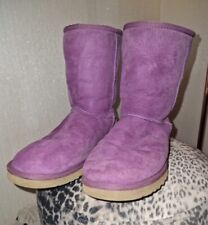 UGG boots Short Purple size 7.5