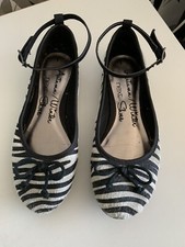 Next Girl’s Zebra Party