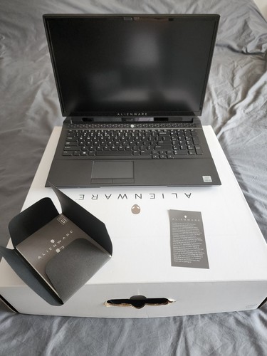 Alienware area 51m - alienware, laptop