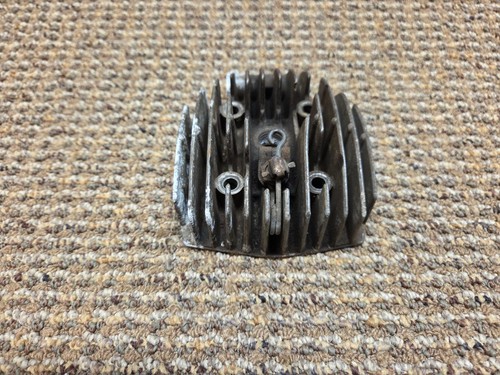 Cylinder head with compression - cylinder,