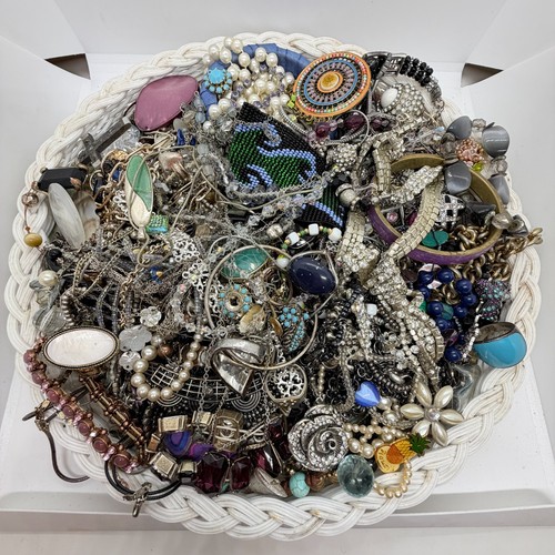 7kg job lot - job, bundle