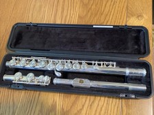 Yamaha Flute YFL211. , Split