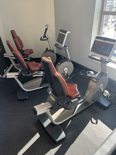 Technogym excite 700 recumbent - 700,