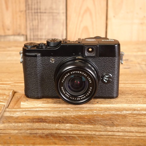 Faulty fujifilm x10 camera - x10,