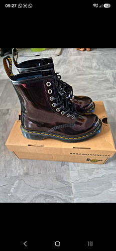 Martens size 5 purple - dr.,