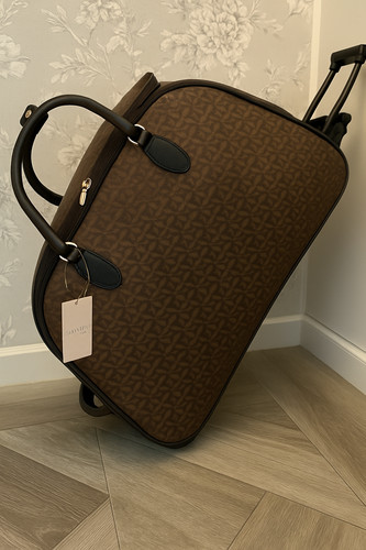 Designer travel duffle gym - nk,