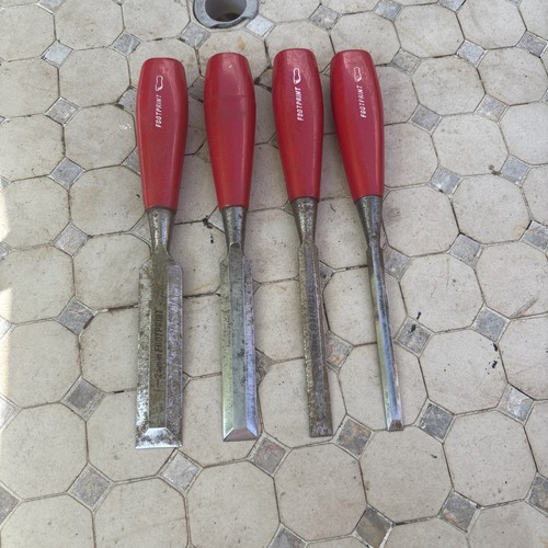 Vintage footprint chisels - x4,