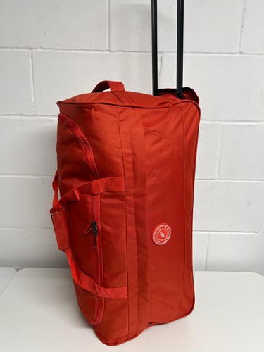 Medium duffle wheeled - 27",
