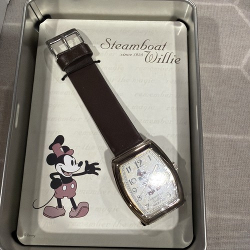 Walt disney steamboat - walt,