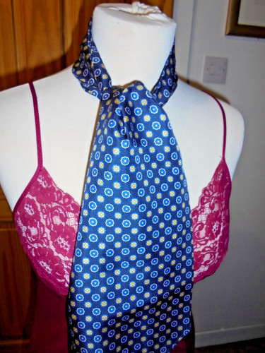Dark blue geometric design - geometric,
