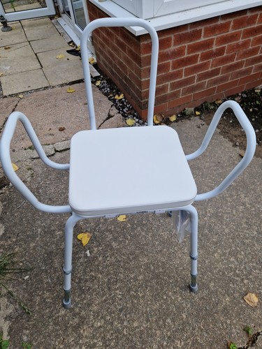 Bathroom mobility perching - mobility,