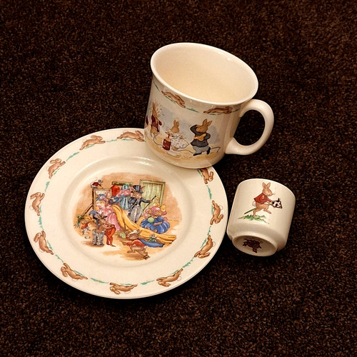 Royal doulton bunnykins - royal,