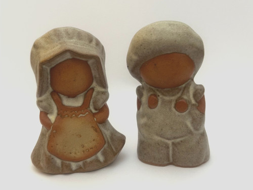 Vintage presingoll pottery - vintage, boy