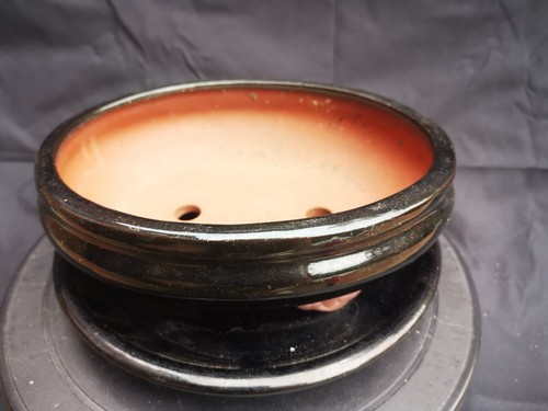 Glazed black oval pot - black, with