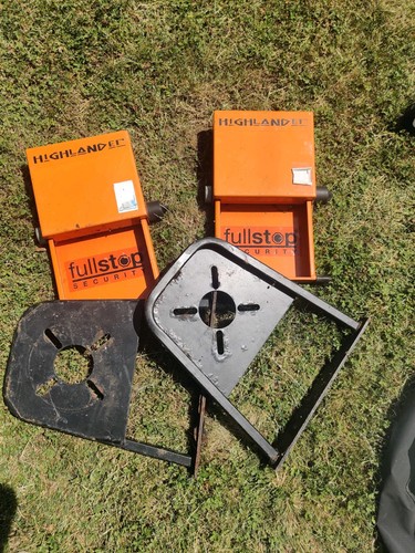 Caravan winter wheel locks - winter,