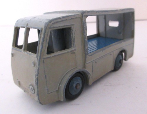 Dinky toys 30v electric - toys, no.