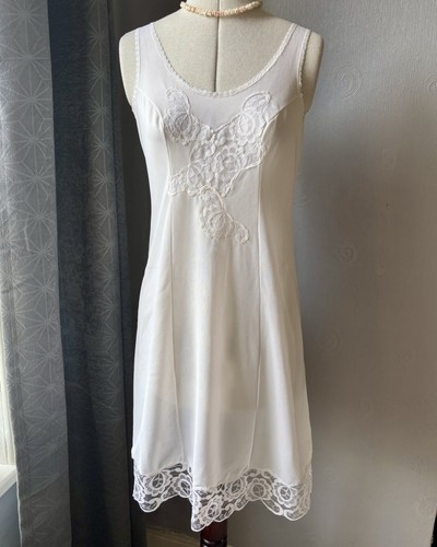 Vintage white satin lace slip - white,