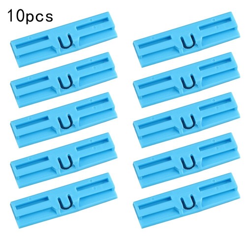 Windshield moulding clips - windshield,