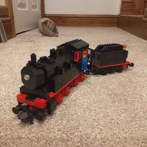 Vintage lego train - train,, working