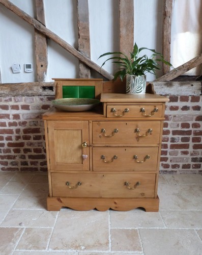 Victorian rustic pine - chest, of