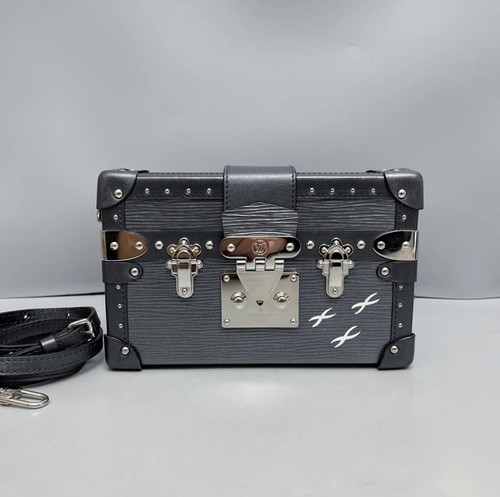 100 genuine louis vuitton - 100%,