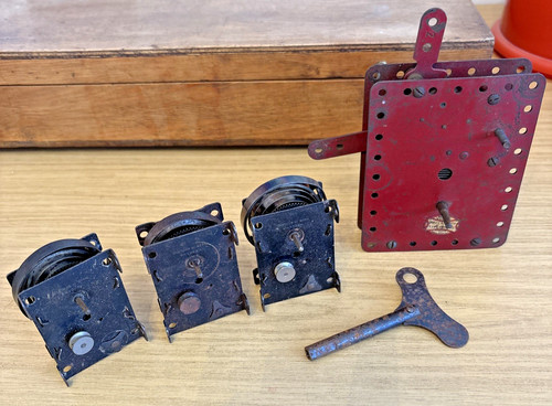 Ce185 large red meccano - ce185:,