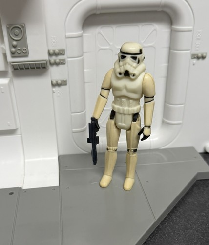 Vintage star wars figure - wars,