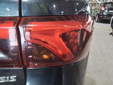TAIL LIGHT RH TOYOTA AVENSIS