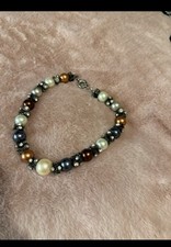 Black and Cream Medium Pearl