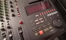 Yamaha MD8 Multitrack ( 8 track ) Minidisc Recorder Fully Working