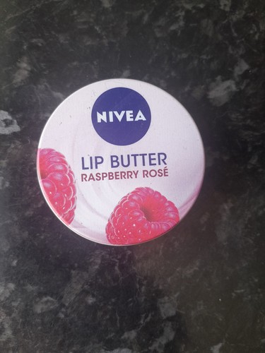 Nivea lip butter raspberry - lip,