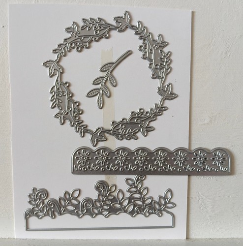 Mixed die set leafy circle - mixed,