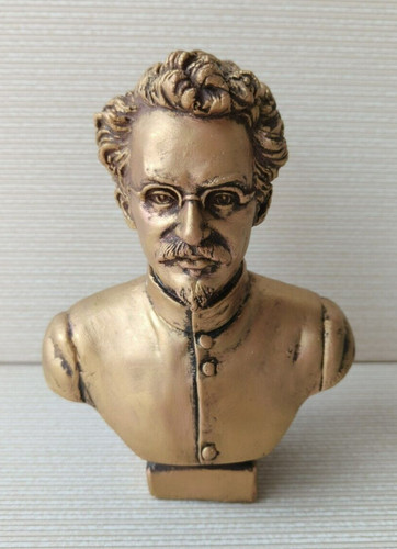 Soviet russian leon - russian, trotsky
